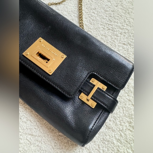 Michael Kors black leather shoulder bag with gold chain and hardware - Picture 13 of 16